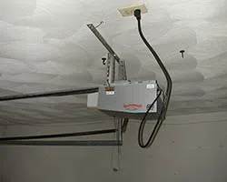 Seattle State Garage Door Service Seattle, WA 206-743-9133 Seattle State Garage Door Service Seattle, WA 206-743-9133 - gar-opener-01